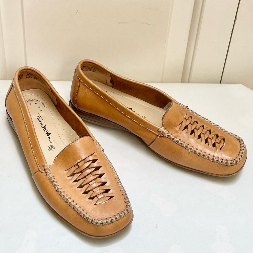Thom McAn leather loafers